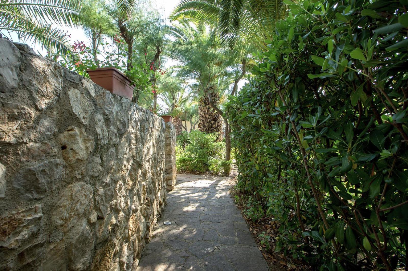 Torre San Vito Villaggio 3*